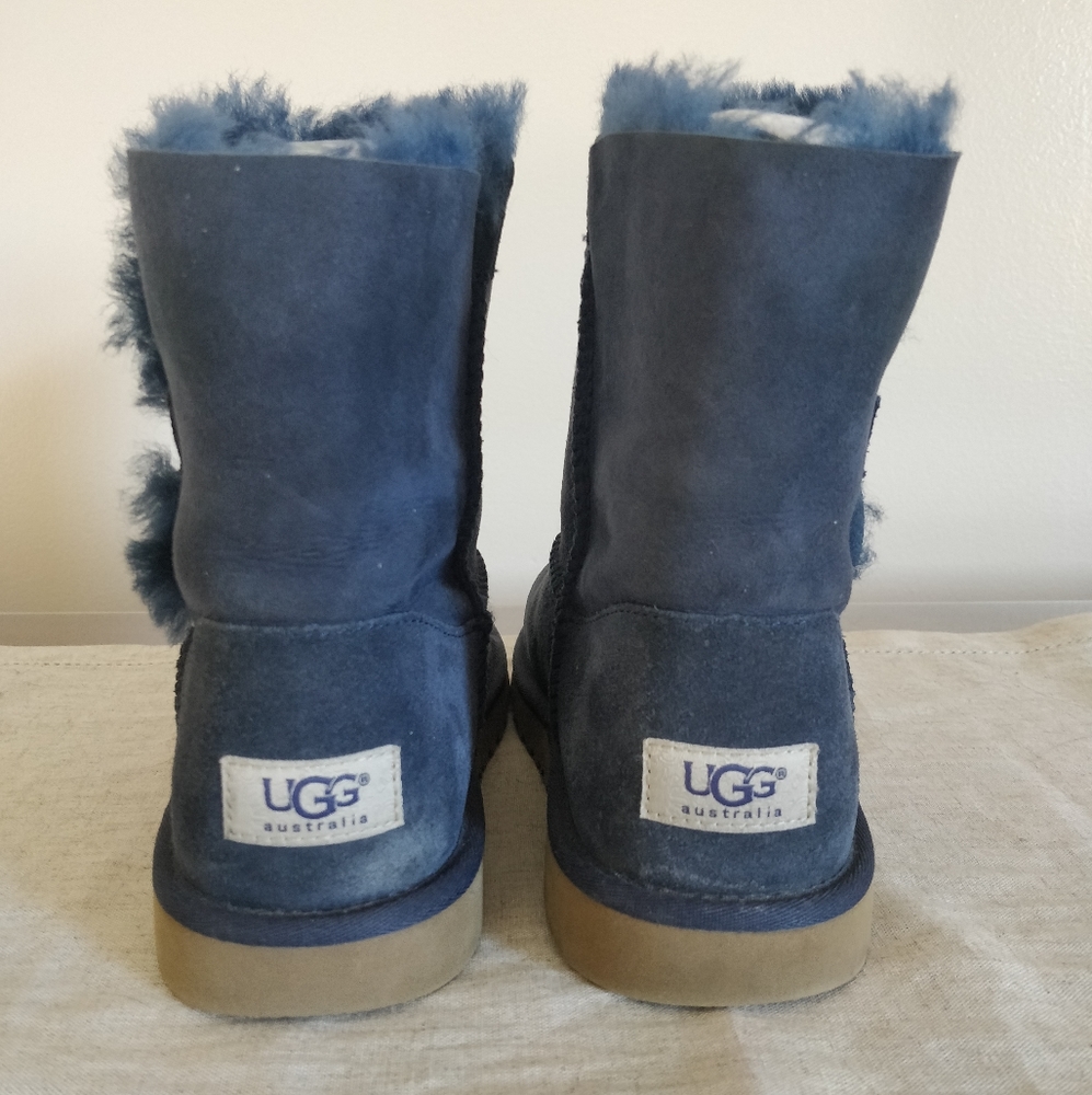 Ugg Bailey Button - image 3
